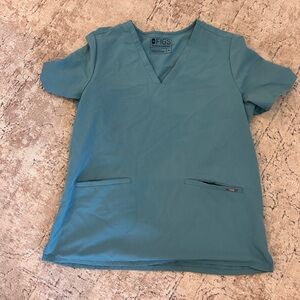 Figs Casma three pocket scrub top